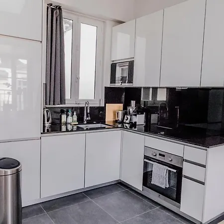 Luxury Elysees * Paryż