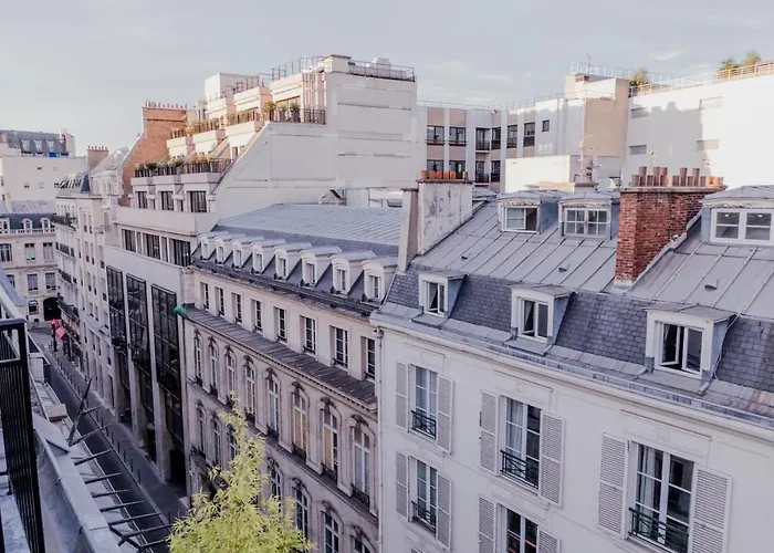 Апартаменты Luxury Elysees Париж